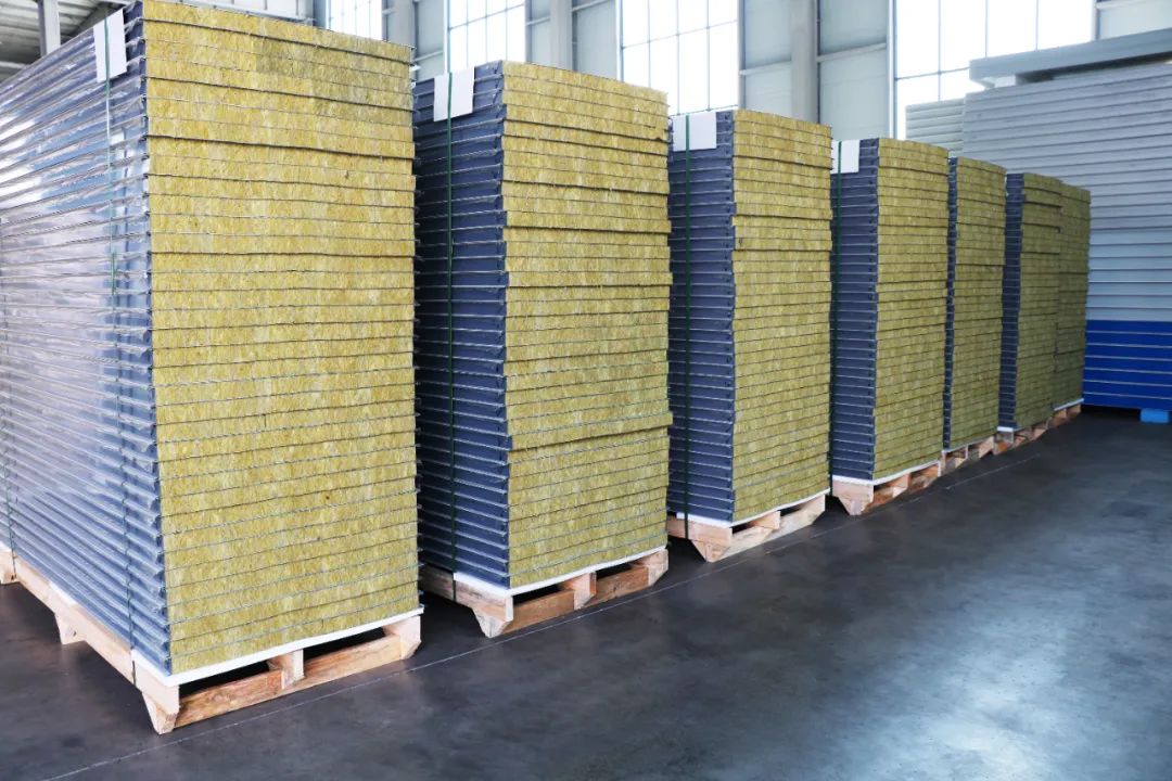 rockwool-production-line-3.jpg